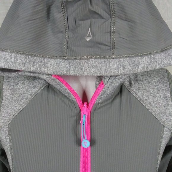 iviva by Lululemon Grey/Pink Reversible Jacket - Picture 2 of 6